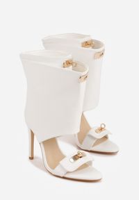 Renee - Białe Sandały Typu Botki z Metalicznymi Klamrami Zaehlyss. Zapięcie: klamry. Kolor: biały. Materiał: skóra, lakier. Styl: rockowy, wizytowy #7