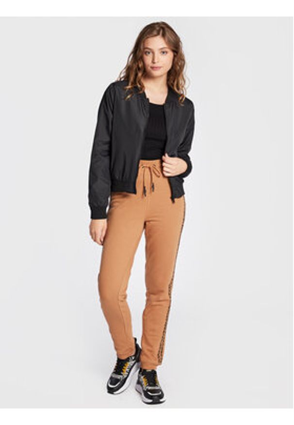 Brave Soul Kurtka bomber LJK-KAJAL Czarny Regular Fit. Kolor: czarny. Materiał: syntetyk