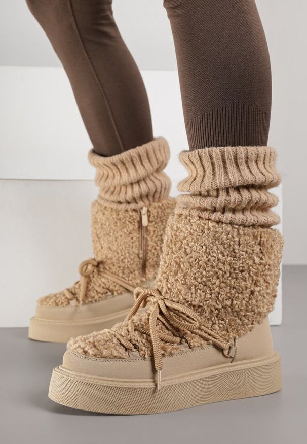 Renee - Ciemnobeżowe Śniegowce z Futerkiem Typu Teddy Allere. Okazja: na co dzień. Kolor: beżowy. Materiał: futro. Sezon: zima. Styl: casual