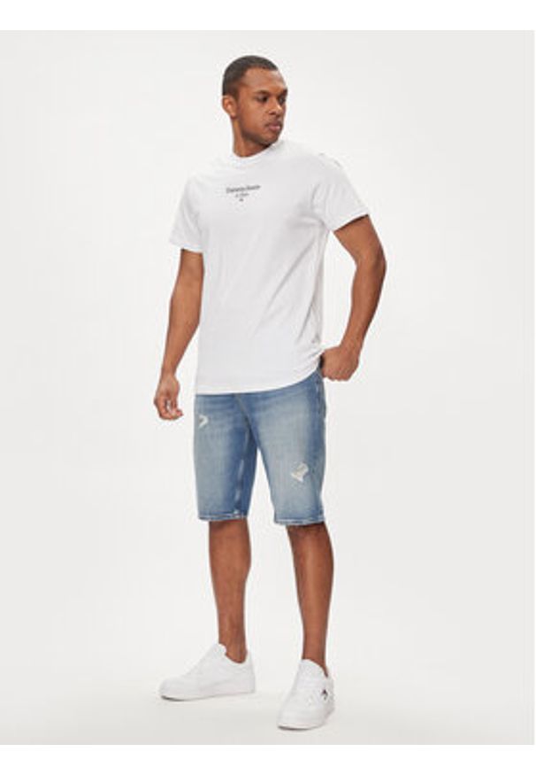 Tommy Jeans T-Shirt 85 Entry DM0DM18569 Biały Regular Fit. Kolor: biały. Materiał: bawełna