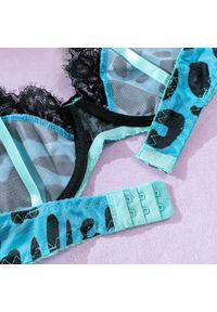 Intica - Komplet bielizny z koronką i pasem do pończoch Jordanka. Kolor: niebieski. Materiał: koronka. Wzór: koronka #8