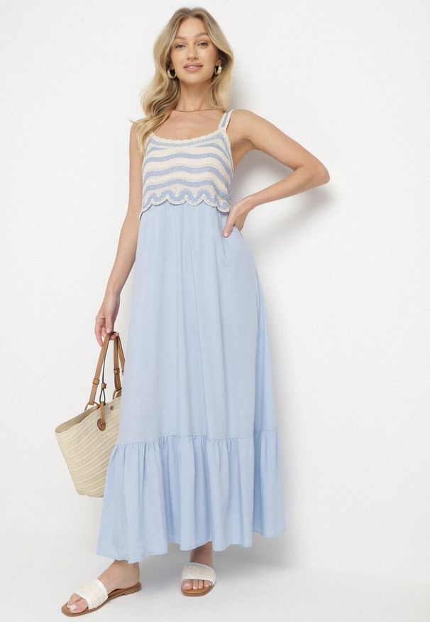 Born2be - Niebieska Sukienka Rozkloszowana na Ramiączkach z Wiskozy Ozdobiona Haftami Efradea. Okazja: na co dzień. Kolor: niebieski. Materiał: wiskoza. Długość rękawa: na ramiączkach. Wzór: haft, aplikacja. Styl: casual, klasyczny