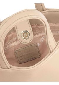 Kazar - Beżowa torebka damska. Kolor: beżowy. Materiał: skórzane. Styl: elegancki, klasyczny, biznesowy #4