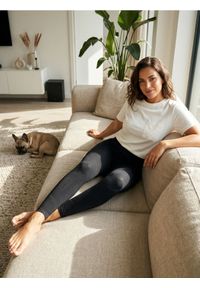 Sinsay - Legginsy z wysokim stanem o dopasowanym kroju - czarny. Stan: podwyższony. Kolor: czarny