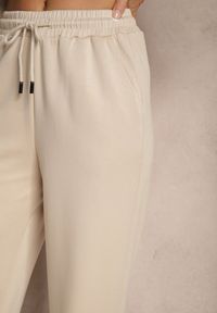 Renee - Beżowe Spodnie z Dodatkiem Wiskozy Dresowe High Waist Ellanoria. Okazja: na co dzień. Stan: podwyższony. Kolor: beżowy. Materiał: wiskoza, dresówka. Styl: casual #4