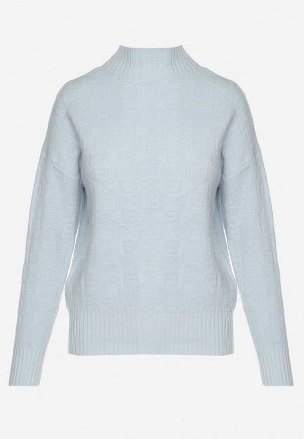 Born2be - Jasnoniebieski Sweter Golf z Ozdobnym Tłoczeniem Zakończony Ściągaczem Melodiea. Typ kołnierza: golf. Kolor: niebieski. Materiał: materiał. Sezon: zima