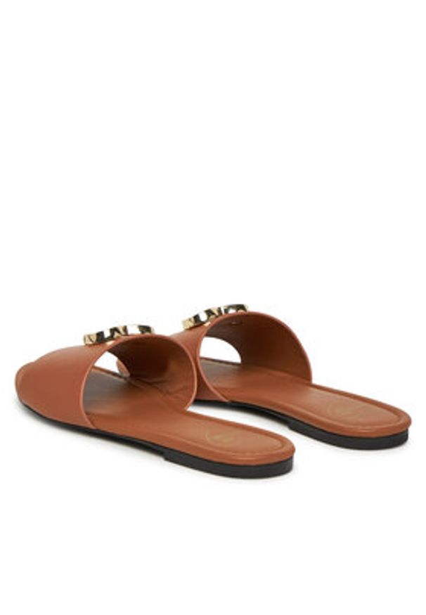 Love Moschino - LOVE MOSCHINO Klapki JA28161G0MIA0201 Brązowy. Kolor: brązowy. Materiał: skóra