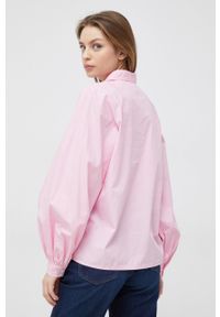 TOMMY HILFIGER - Tommy Hilfiger koszula bawełniana damska kolor różowy regular z kołnierzykiem klasycznym. Okazja: na co dzień. Typ kołnierza: kołnierzyk klasyczny. Kolor: różowy. Materiał: bawełna. Długość rękawa: raglanowy rękaw. Styl: klasyczny #2