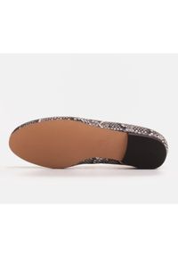 Marco Shoes Baleriny szaro-czarne z motywem wężowym szare. Kolor: szary #5