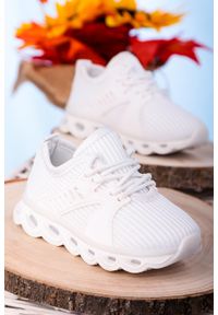 Casu - Białe buty sportowe sznurowane casu 204/25m. Kolor: biały #2