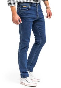 Wrangler - WRANGLER TEXAS SLIM MĘSKIE SPODNIE JEANSOWE CRAZY GAME W12SOAR26. Okazja: na spotkanie biznesowe. Styl: elegancki, biznesowy