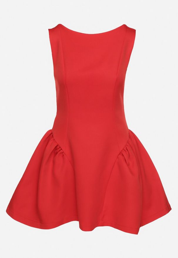 Born2be - Czerwona Taliowana Sukienka z Odkrytymi Plecami Florreti. Typ kołnierza: dekolt na plecach. Kolor: czerwony. Typ sukienki: dopasowane