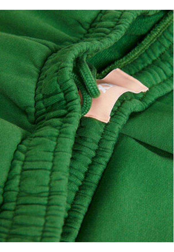 JJXX Spodnie dresowe 12244364 Zielony Relaxed Fit. Kolor: zielony. Materiał: dresówka, bawełna