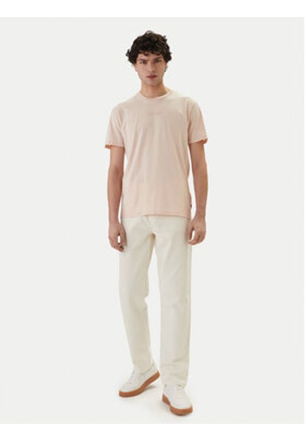 Guess T-Shirt M6GI27 K3249 Różowy Regular Fit. Kolor: różowy. Materiał: bawełna