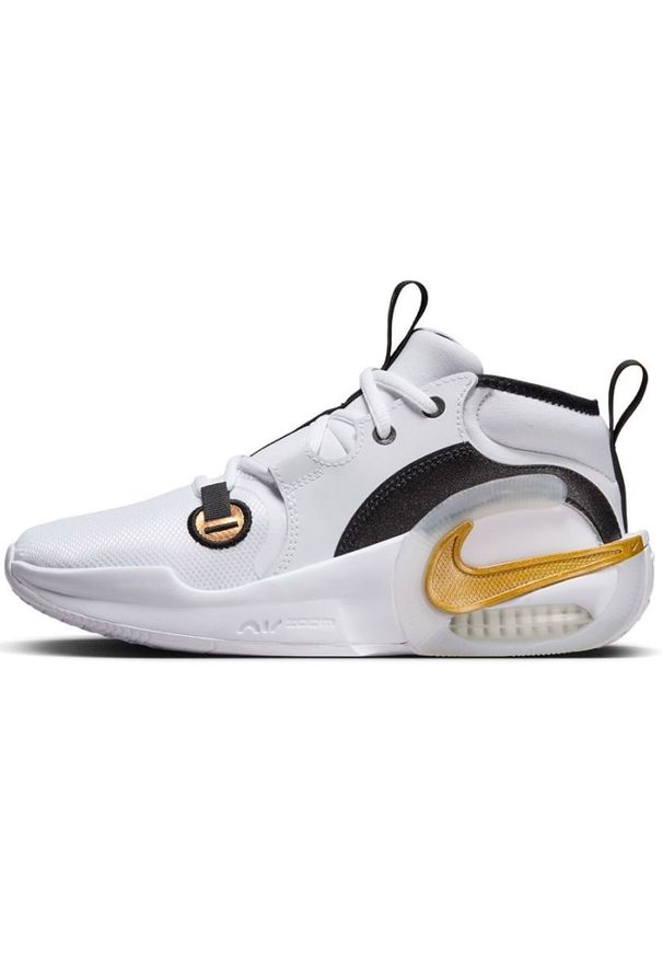 Buty Nike Air Zoom Crossover 2 FB2689-100 białe. Okazja: na co dzień. Wysokość cholewki: za kostkę. Kolor: biały. Materiał: guma, materiał, syntetyk. Szerokość cholewki: normalna. Model: Nike Zoom