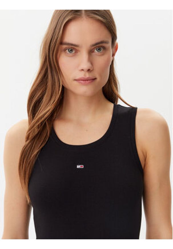 Tommy Jeans Sukienka codzienna Essential DW0DW20674 Czarny Slim Fit. Okazja: na co dzień. Kolor: czarny. Materiał: bawełna. Typ sukienki: proste. Styl: casual