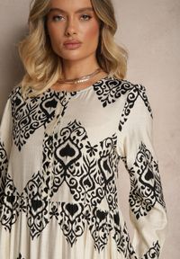 Renee - Czarna Rozkloszowana Sukienka z Wiskozą Zapinana na Guziki Ilathinna. Okazja: na co dzień. Kolor: czarny. Materiał: wiskoza. Długość rękawa: długi rękaw. Typ sukienki: proste. Styl: casual