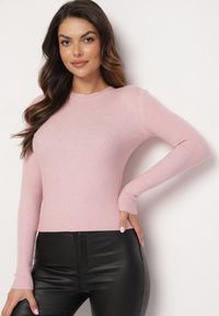 Born2be - Jasnoróżowy Sweter Prążkowany z Cyrkoniami Romivra. Okazja: na co dzień. Kolor: różowy. Materiał: prążkowany. Długość rękawa: długi rękaw. Długość: długie. Styl: casual, elegancki #4