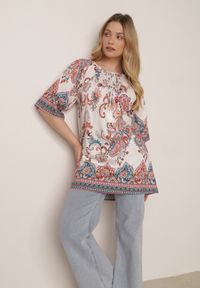 Born2be - Czerwona Wiskozowa Bluzka w Etniczny Wzór z Frędzlami w Stylu Boho Raimine. Okazja: do pracy, na co dzień. Kolor: czerwony. Materiał: wiskoza. Wzór: gładki. Styl: boho #5