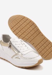 Renee - Białe Skórzane Sneakersy z Ozdobną Perforacją i Suwakiem Amiriella. Okazja: na co dzień. Kolor: biały. Materiał: skóra. Wzór: aplikacja #5