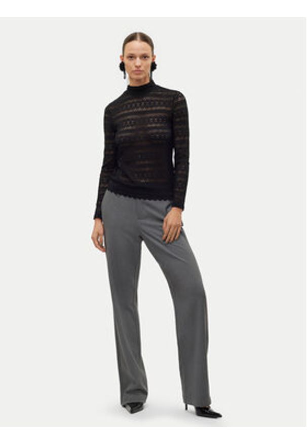 Vero Moda Bluzka Zoe 10315443 Czarny Slim Fit. Kolor: czarny. Materiał: syntetyk