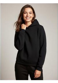 Sinsay - Bluza z kapturem basic - czarny. Typ kołnierza: kaptur. Kolor: czarny