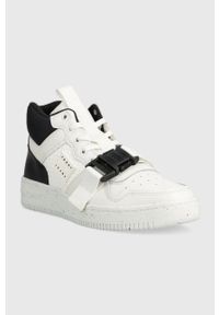Tommy Jeans sneakersy TJM BASKET LEATHER BUCKLE MID kolor biały EM0EM01288. Nosek buta: okrągły. Kolor: biały. Materiał: guma #5