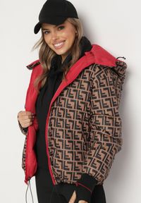 Born2be - Czerwona Dwustronna Kurtka Puffer z Odpinanym Kapturem i Kieszeniami Erisaria. Okazja: na spacer. Kolor: czerwony. Materiał: materiał, jeans. Styl: wizytowy, elegancki #2