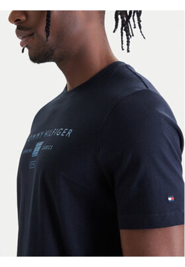 TOMMY HILFIGER - Tommy Hilfiger T-Shirt Brand Love MW0MW42365 Granatowy Regular Fit. Kolor: niebieski. Materiał: bawełna