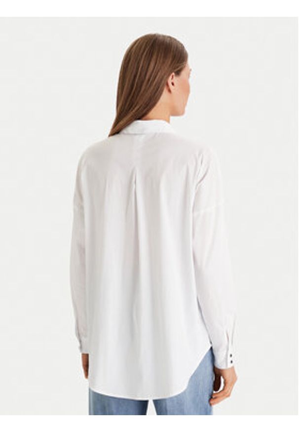 Morgan Koszula 252-CRISTO Biały Loose Fit. Kolor: biały. Materiał: bawełna