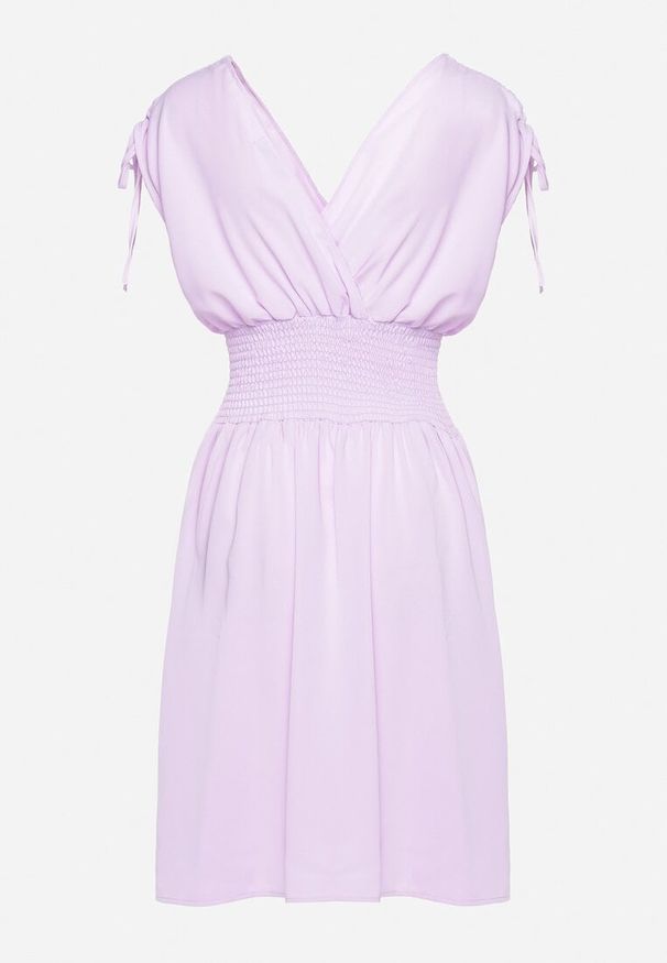 Born2be - Fioletowa Sukienka z Kopertowym Dekoltem Ściągana na Ramionach z Gumką w Talii Cornia. Typ kołnierza: dekolt kopertowy. Kolor: fioletowy. Typ sukienki: kopertowe