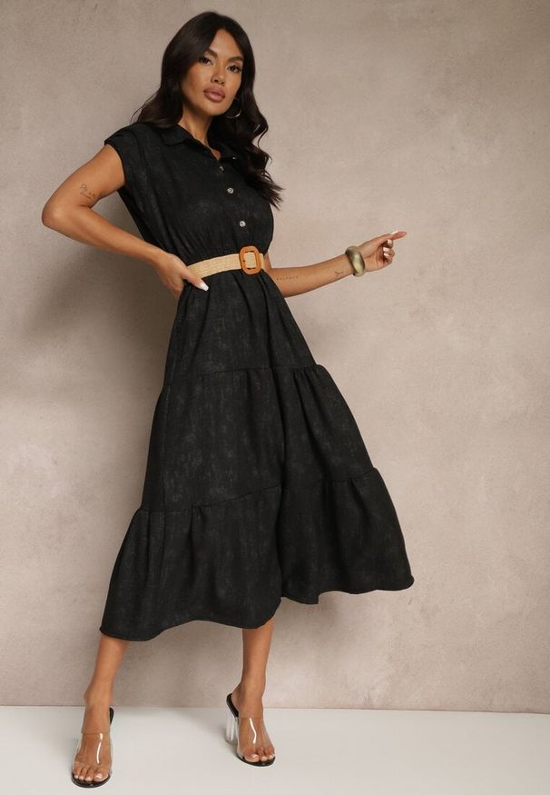 Renee - Czarna Sukienka z Guzikami i Paskiem z Plecionki Fillona. Okazja: na co dzień. Kolor: czarny. Materiał: skóra. Typ sukienki: rozkloszowane. Styl: casual, klasyczny