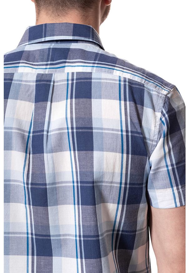 Wrangler - KOSZULA MĘSKA KRÓTKI RĘKAW WRANGLER SS 1PKT SHIRT PATRIOT BLUE W5860NQ5H 112129521. Materiał: materiał. Długość rękawa: krótki rękaw. Długość: krótkie