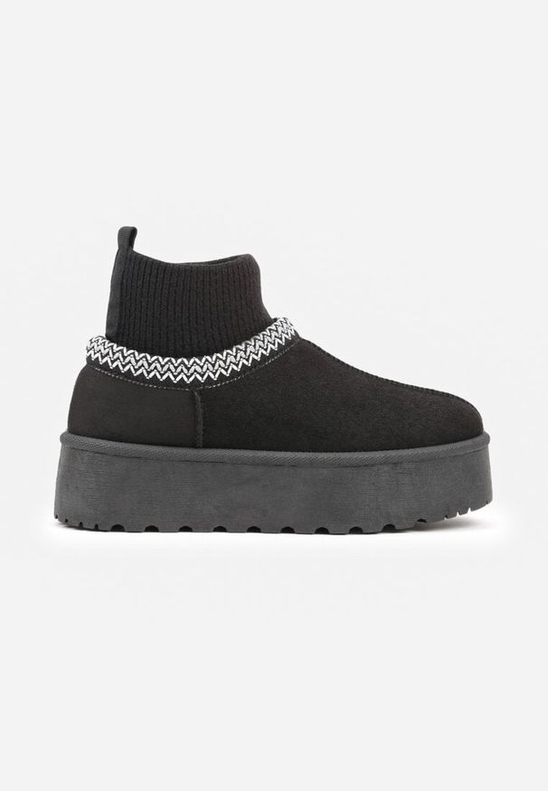 Born2be - Czarne Śniegowce VICES na Grubej Podeszwie z Haftem i Skarpetkową Cholewką Enantia. Okazja: na co dzień. Kolor: czarny. Materiał: jeans. Szerokość cholewki: normalna. Wzór: haft. Styl: elegancki, casual