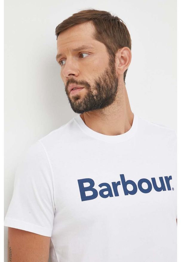 Barbour t-shirt bawełniany kolor biały z nadrukiem. Kolor: biały. Materiał: bawełna. Wzór: nadruk. Styl: klasyczny