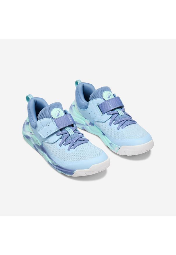 Buty dla dzieci Decathlon Playful Fast Scratch. Kolor: zielony, niebieski, wielokolorowy. Materiał: tkanina. Szerokość cholewki: normalna. Sport: turystyka piesza