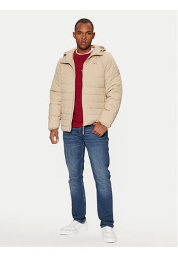 TOMMY HILFIGER - Tommy Hilfiger Kurtka zimowa MW0MW37641 Beżowy Regular Fit. Kolor: beżowy. Materiał: syntetyk. Sezon: zima