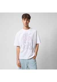 outhorn - T-shirt oversize z nadrukiem męski - biały. Okazja: na plażę. Kolor: biały. Materiał: dzianina, materiał, bawełna. Wzór: nadruk. Styl: wakacyjny #3