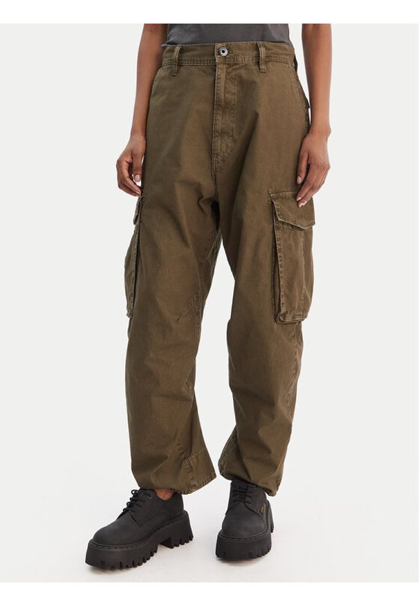 G-Star RAW - G-Star Raw Spodnie materiałowe D28756-D388 Zielony Boyfriend Fit. Kolor: zielony. Materiał: bawełna