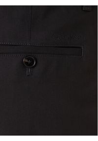 Calvin Klein Chinosy LV04LE612G Czarny Slim Fit. Kolor: czarny. Materiał: bawełna #4