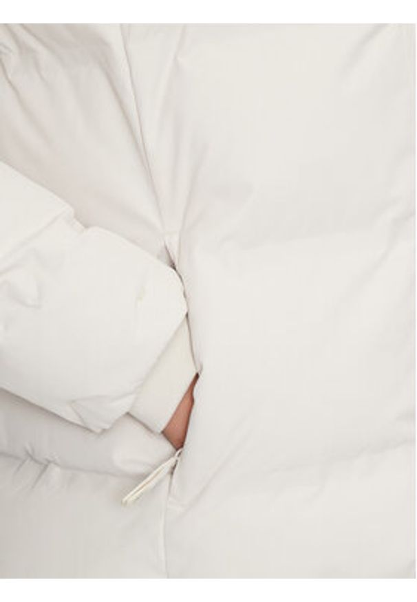 CMP Kurtka zimowa 34K0706 Beżowy Regular Fit. Kolor: beżowy. Materiał: syntetyk. Sezon: zima