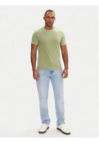 Tommy Jeans Komplet 2 t-shirtów DM0DM20687 Kolorowy Slim Fit. Materiał: bawełna. Wzór: kolorowy #7