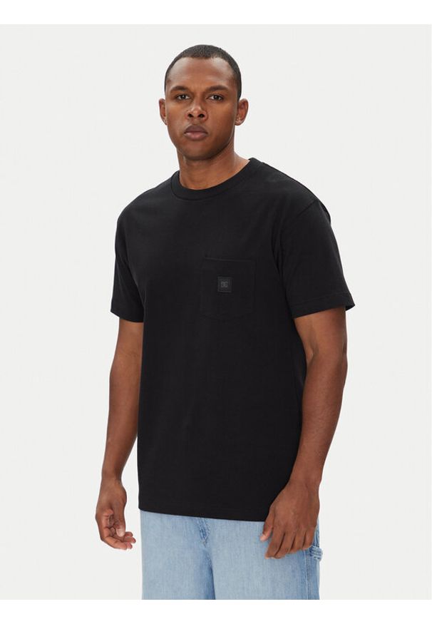 DC Shoes T-Shirt ADYKT03246 Czarny Regular Fit. Kolor: czarny. Materiał: bawełna