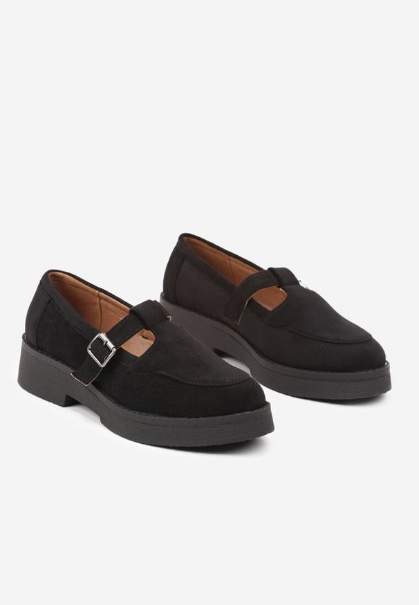 Born2be - Czarne Płaskie Mokasyny Ozdobione Sprzączką Rexianae. Okazja: na co dzień. Zapięcie: sprzączka. Kolor: czarny. Materiał: jeans. Wzór: aplikacja. Obcas: na obcasie. Styl: klasyczny, elegancki, casual. Wysokość obcasa: niski