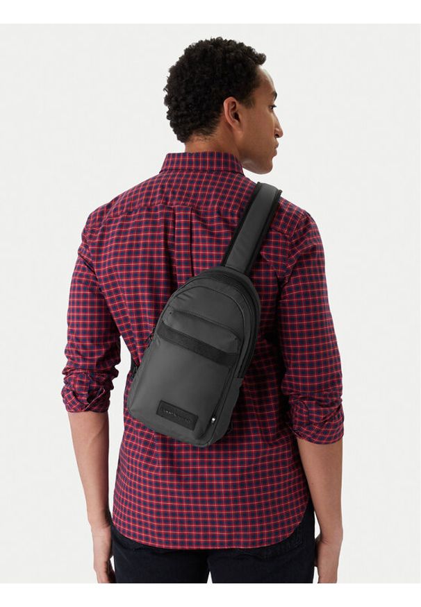 TOMMY HILFIGER - Tommy Hilfiger Saszetka Th Repreve Slingpack AM0AM14026 Szary. Kolor: szary. Materiał: materiał
