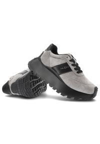 Sneakersy damskie Filippo, skórzane na masywnej podeszwie i sznurowane z okrągłym noskiem, szare, DP6785-25-GR. Okazja: na co dzień. Nosek buta: okrągły. Kolor: szary. Materiał: skóra. Szerokość cholewki: normalna. Styl: casual, elegancki #2