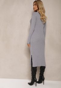 Renee - Szara Dzianinowa Sukienka z Wiskozą Zdobiona Rozcięciami u Dołu i Prążkowaniem Ninnita. Okazja: na co dzień. Kolor: szary. Materiał: dzianina, wiskoza, prążkowany. Długość rękawa: długi rękaw. Wzór: aplikacja. Typ sukienki: proste. Styl: casual