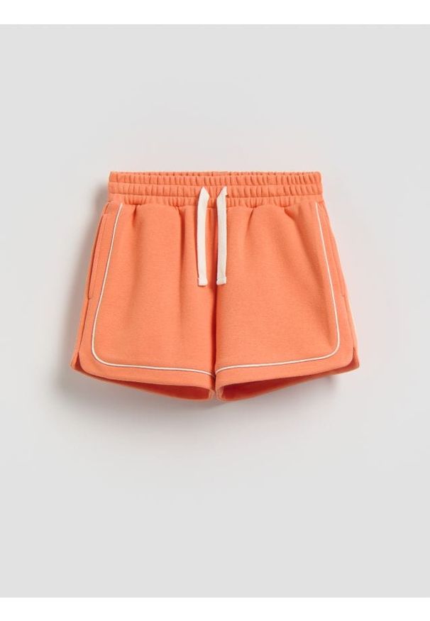 Reserved - Sportowe szorty - pomarańczowy. Kolor: pomarańczowy. Materiał: dzianina, bawełna. Styl: sportowy