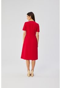 Stylove - Elegancka sukienka midi z ozdobnymi zakładkami czerwona. Kolor: czerwony. Styl: elegancki. Długość: midi #2