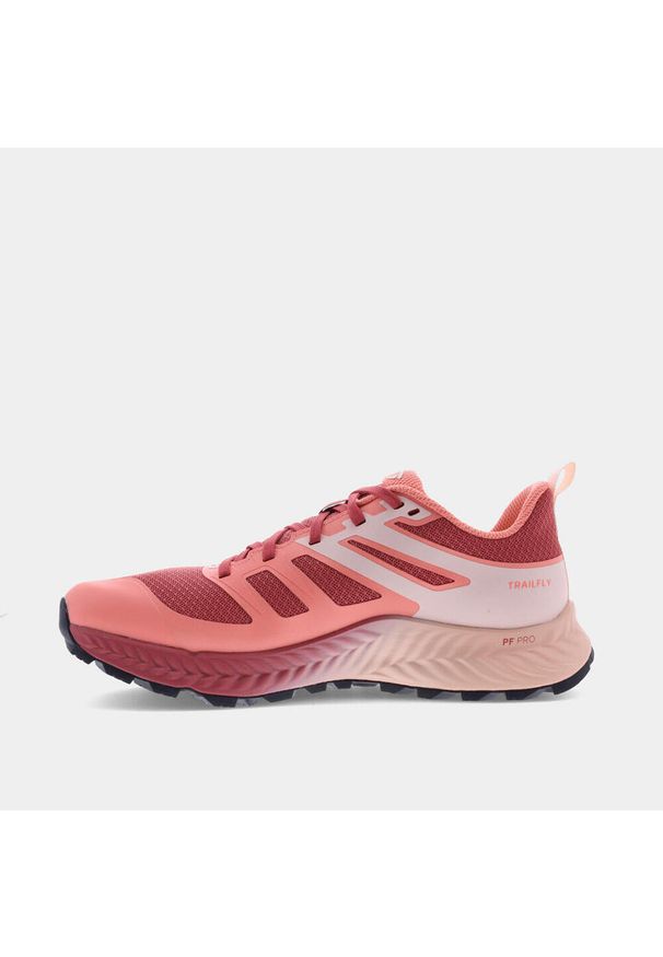 Buty do biegania damskie Inov-8 TrailFly Standard. Zapięcie: sznurówki. Kolor: czerwony, różowy. Materiał: guma, materiał, syntetyk, tkanina. Szerokość cholewki: normalna